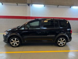 Volkswagen Touran 2012