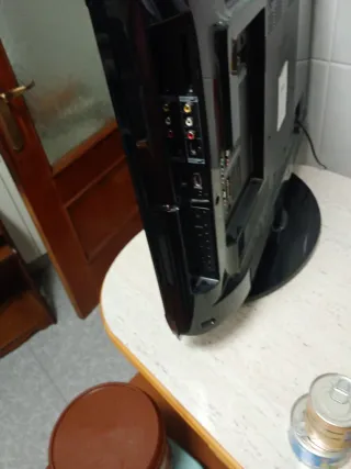 TV Sharp 32 Smart funcióna bien