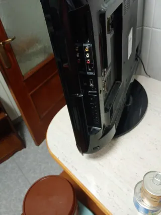 TV Sharp 32 Smart funcióna bien