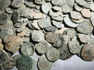 Lote 185 Monedas Antiguas a catalogar