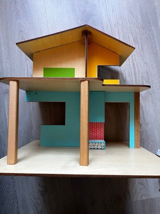 Casa de muñecas Djeco con accesorios