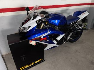 Suzuki GSXR-600
