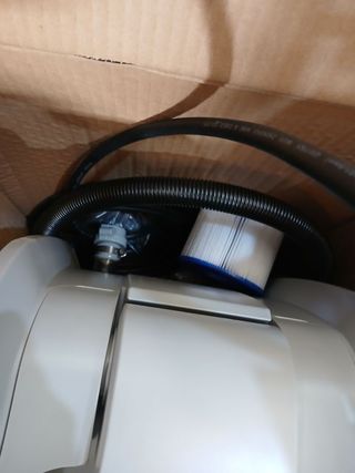 Spa de hidromasaje inflable para 4-6 personas