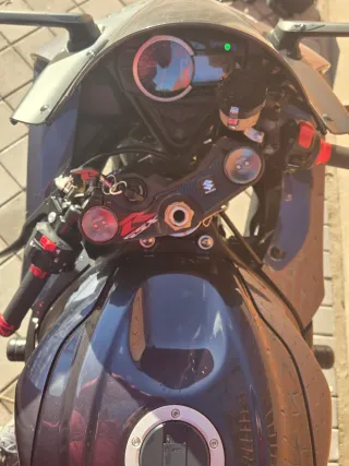 Suzuki GSXR-750
