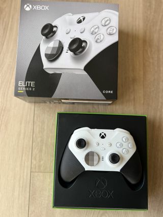Xbox Elite Series 2 Core - Perfecto estado