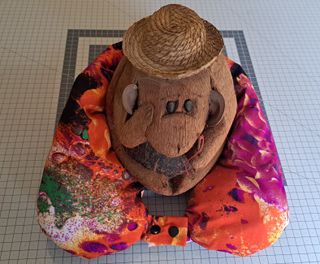 Almofada de Viagem (Encha c/ Roupa) - Low Cost