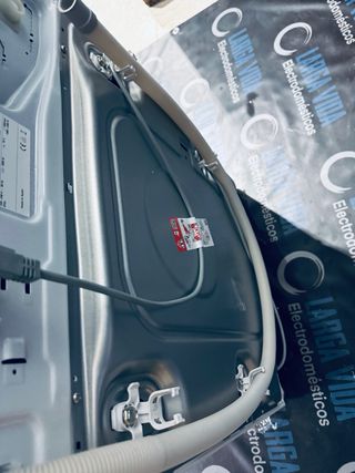 149.Lavadora Bosch 9 kilos Ecosilence NUEVA TARA.