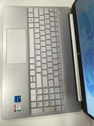HP Intel i5 12th Gen 16GB RAM Gris/Plata