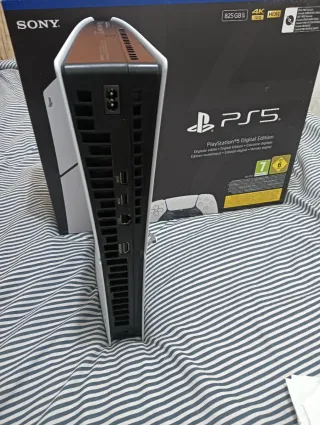 PlayStation 5 Slim Digital Blanca