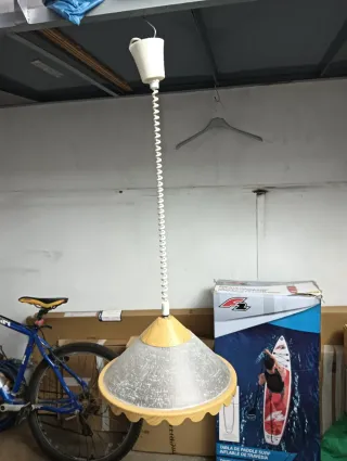 Lámpara techo madera sube y baja