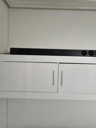 Barra de sonido negra