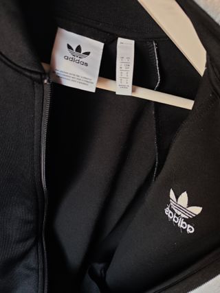 Chaqueta deportiva Adidas negra talla S mujer vint