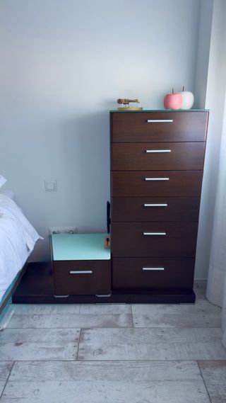 Mesitas de noche de madera y cristal + sinfonier