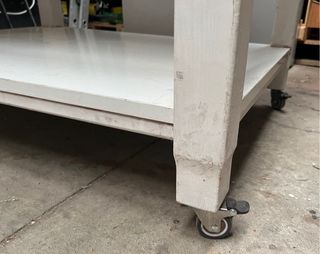 Mesa de trabajo madera con ruedas