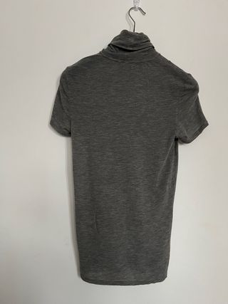Camiseta cuello alto gris Massimo Dutti