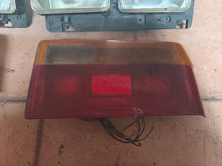 Faros Renault 9