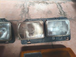 Faros Renault 9