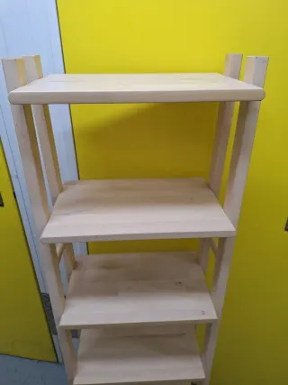 MESA EXTENSIBLE, ESTANTERÍA, ESPEJOS