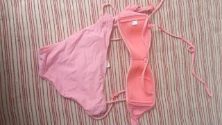 Bikini rosa y naranja