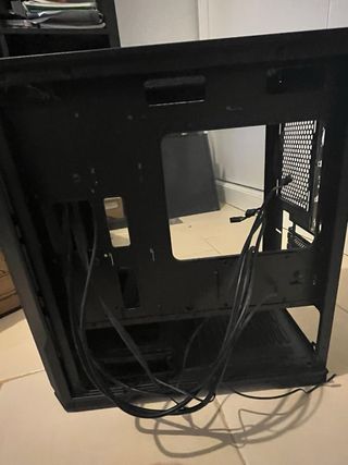 Caja PC Tempest Stockade Negra