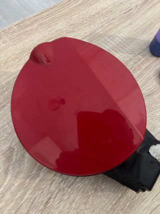 Tapa Gasolina SEAT Ibiza 1.9 TDI Roja