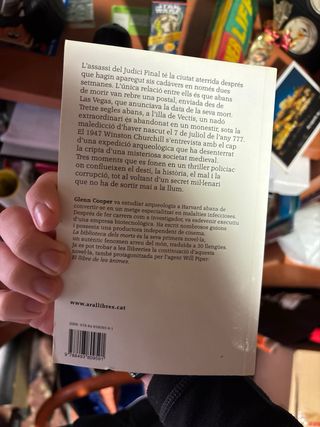 Saga bibliotecade los muertos de Gleen Cooper