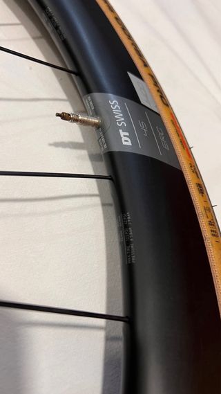 Llantas DT Swiss ERC 1400 Carbono 45mm Corsa pro