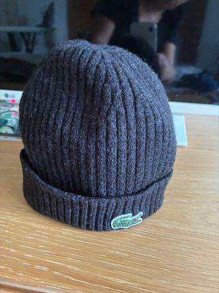 Gorro Lacoste Gris - Negro