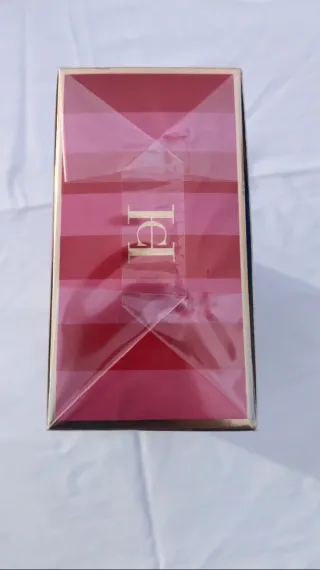 Perfume Good Girl de Carolina Herrera, edición New