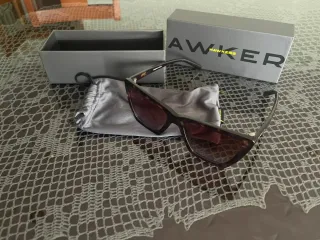 Gafas de sol Hawkers marron con tonos morados