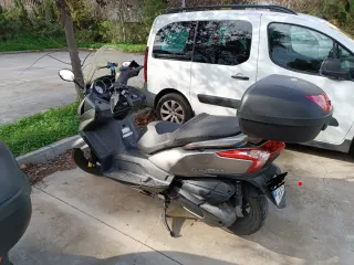 Kymco Superdink 300i Maxiscooter