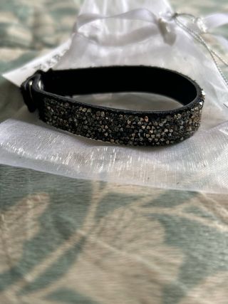 Pulseira Swarovski Couro Preto e Cristais
