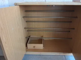 Mueble zapatero de ratán