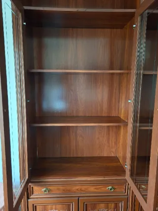 Mueble de salón de madera grande