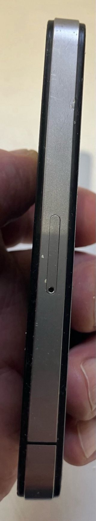 iPhone 4 Nero con ID Apple eliminato 8 GB