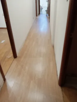 Instalación tarimas, vinílicos y baños
