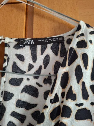 Mono Zara Pantalón Corto Manga Larga T.XS