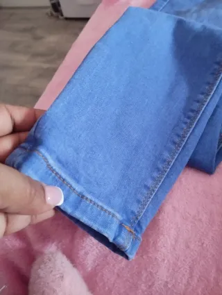 Pantalón vaquero azul talla 42