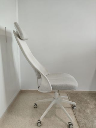 Silla ergonómica de escritorio JÄRVFJÄLLET blanca