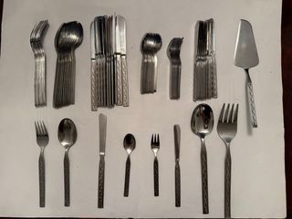 Cubertería Magefesa 76 piezas