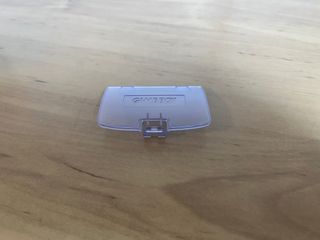 Tapa Pilas GameBoy Color Morado Transparente