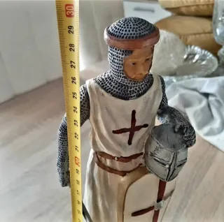 Figura caballero cruzadas