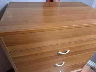 Cajonera de madera para baño