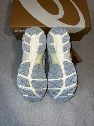 Asics Gel NYC Ivory Mid Grey