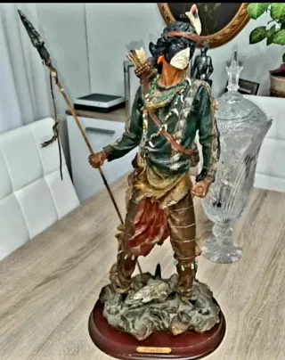 Figura indio guerrero
