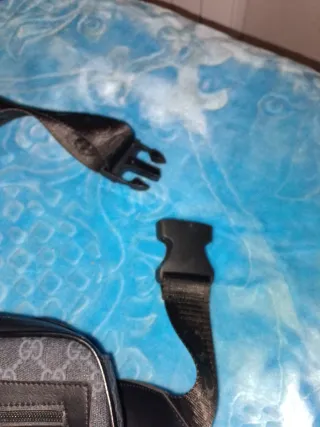 Riñonera Gucci Negra