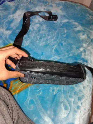 Riñonera Gucci Negra