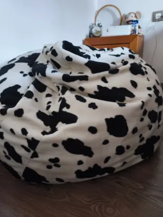 Puff de suelo estampado vaca