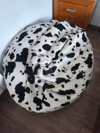 Puff de suelo estampado vaca