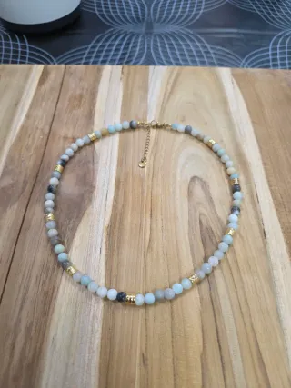 Collana howlite
